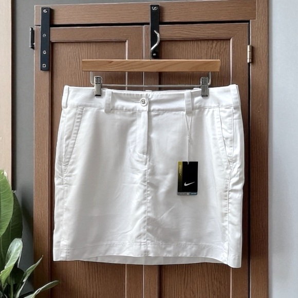Nike Pants - NWT Women’s Nike White Golf Tennis Pickleball Skort with Built-In Shorts! 12!